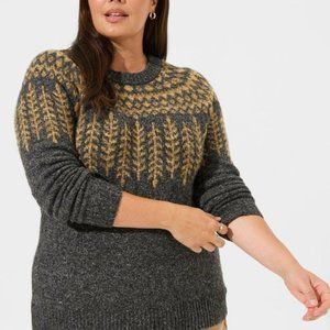 Torrid - Vegan Cashmere Lurex Crew Neck Sweater in Charcoal Grey Holly Jacquard